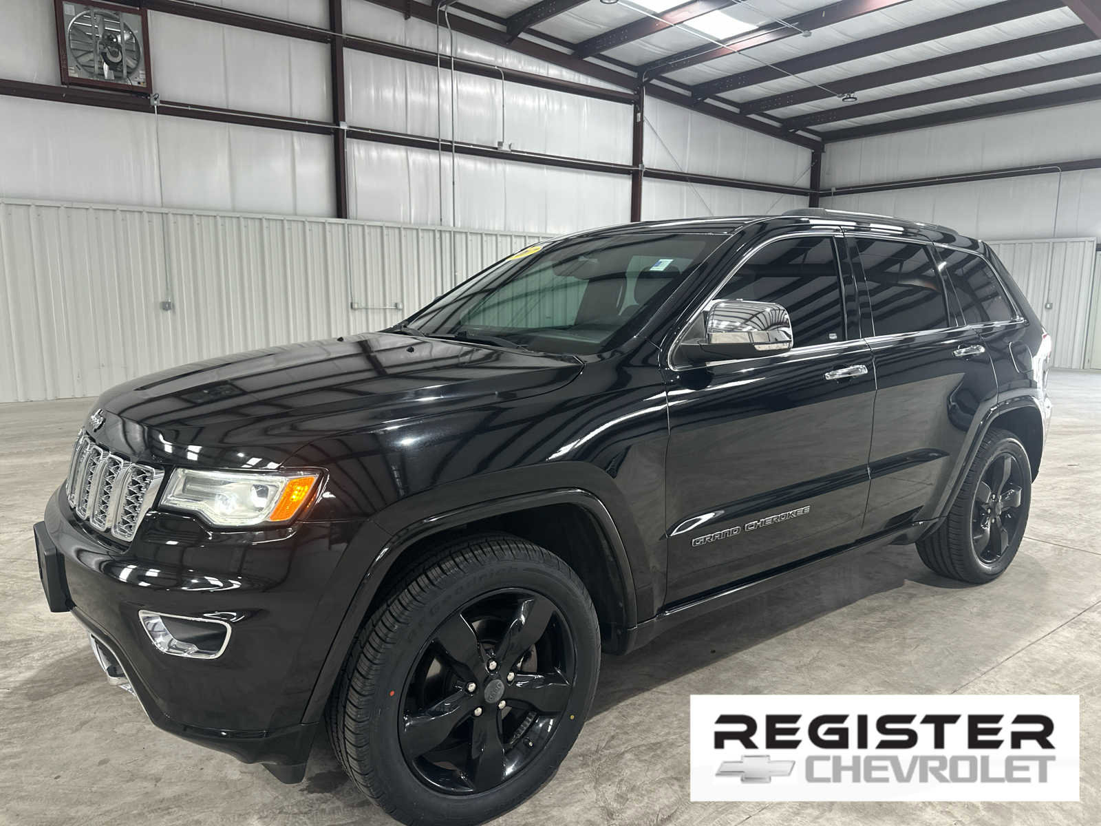 Used 2017 Jeep Grand Cherokee Overland AWD/4WD image 1