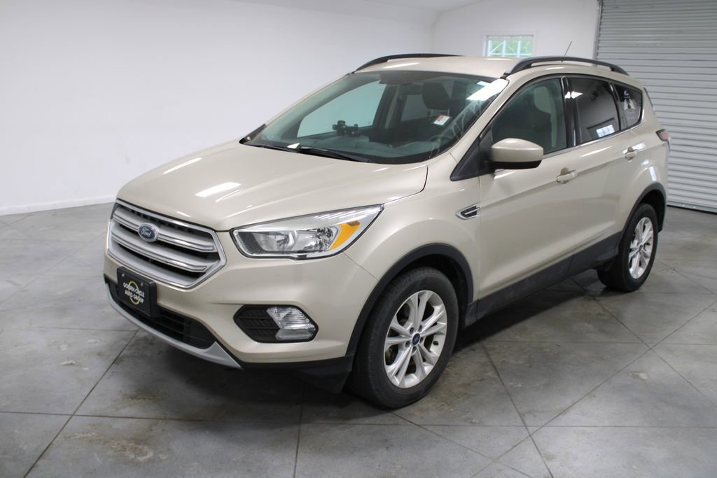 Used 2018 Ford Escape SE image 4