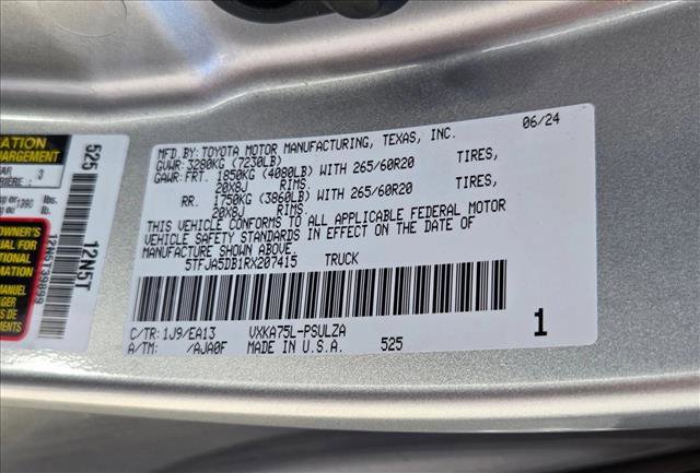 Used 2024 Toyota Tundra Limited AWD/4WD image 23