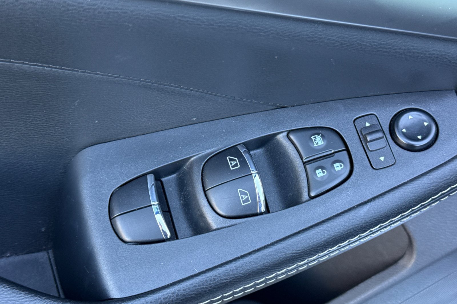 Certified 2023 Nissan Maxima SV w/ Floor Mat Group FWD image 14