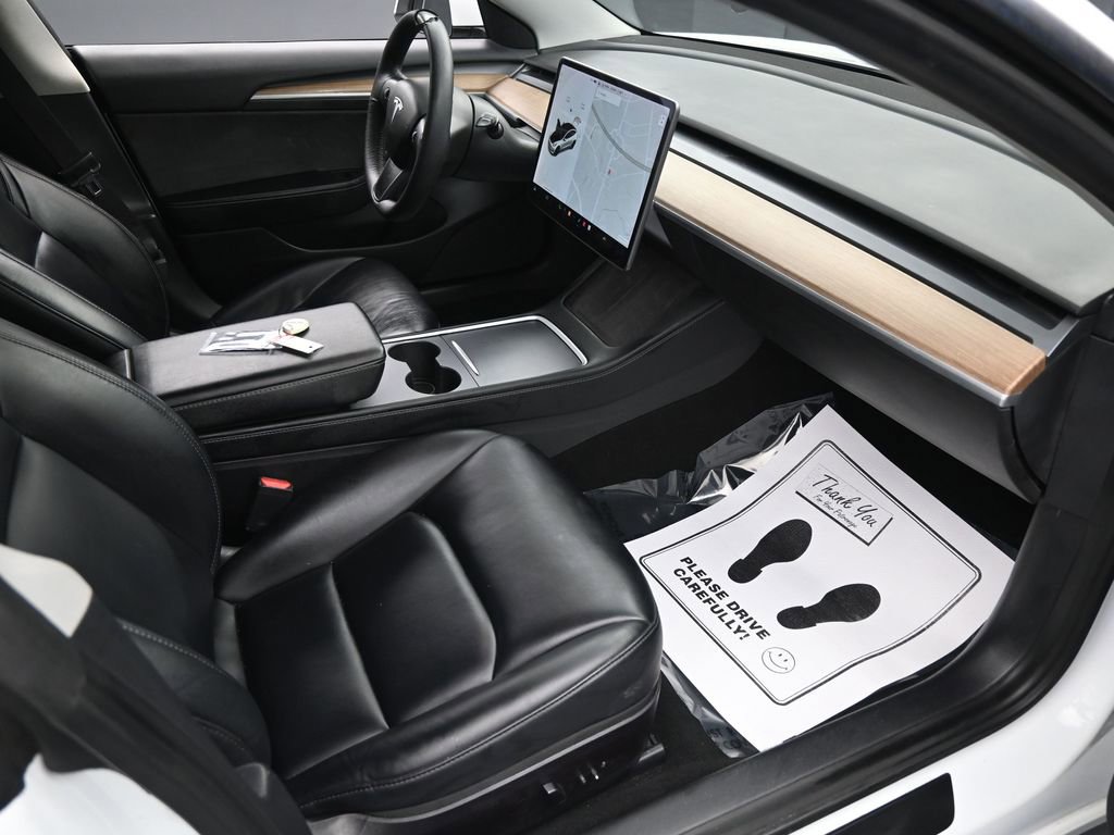 Used 2021 Tesla Model 3 Standard Range Plus image 32
