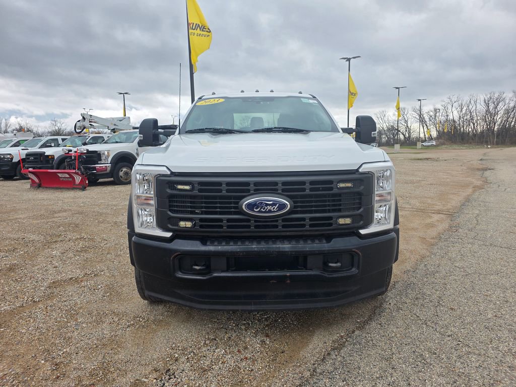 Used 2023 Ford F550 2WD Crew Cab Super Duty image 2