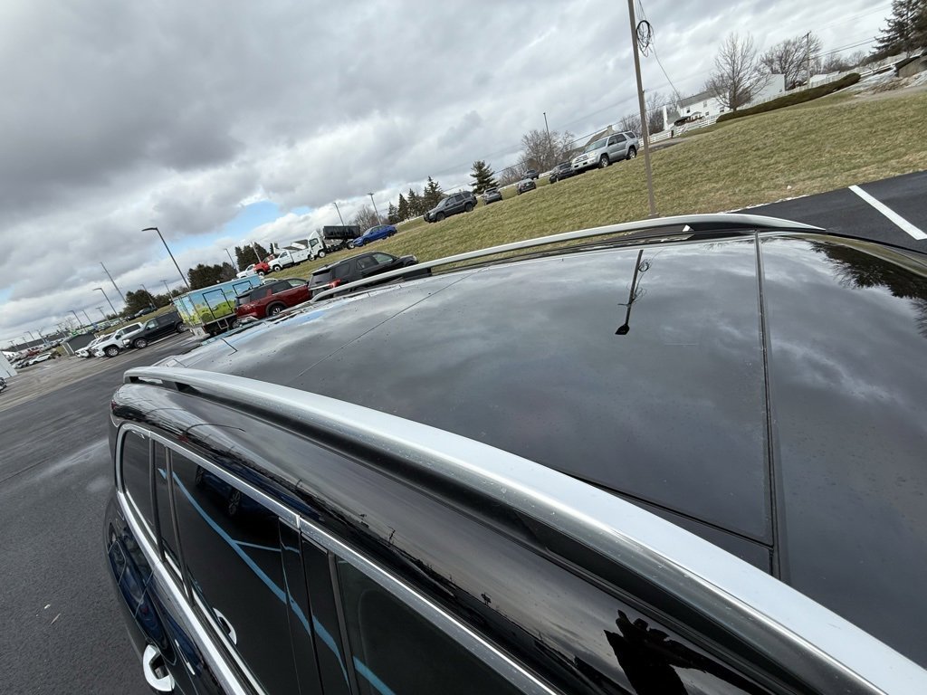 Used 2025 Mercedes-Benz GLS 450 4MATIC image 5