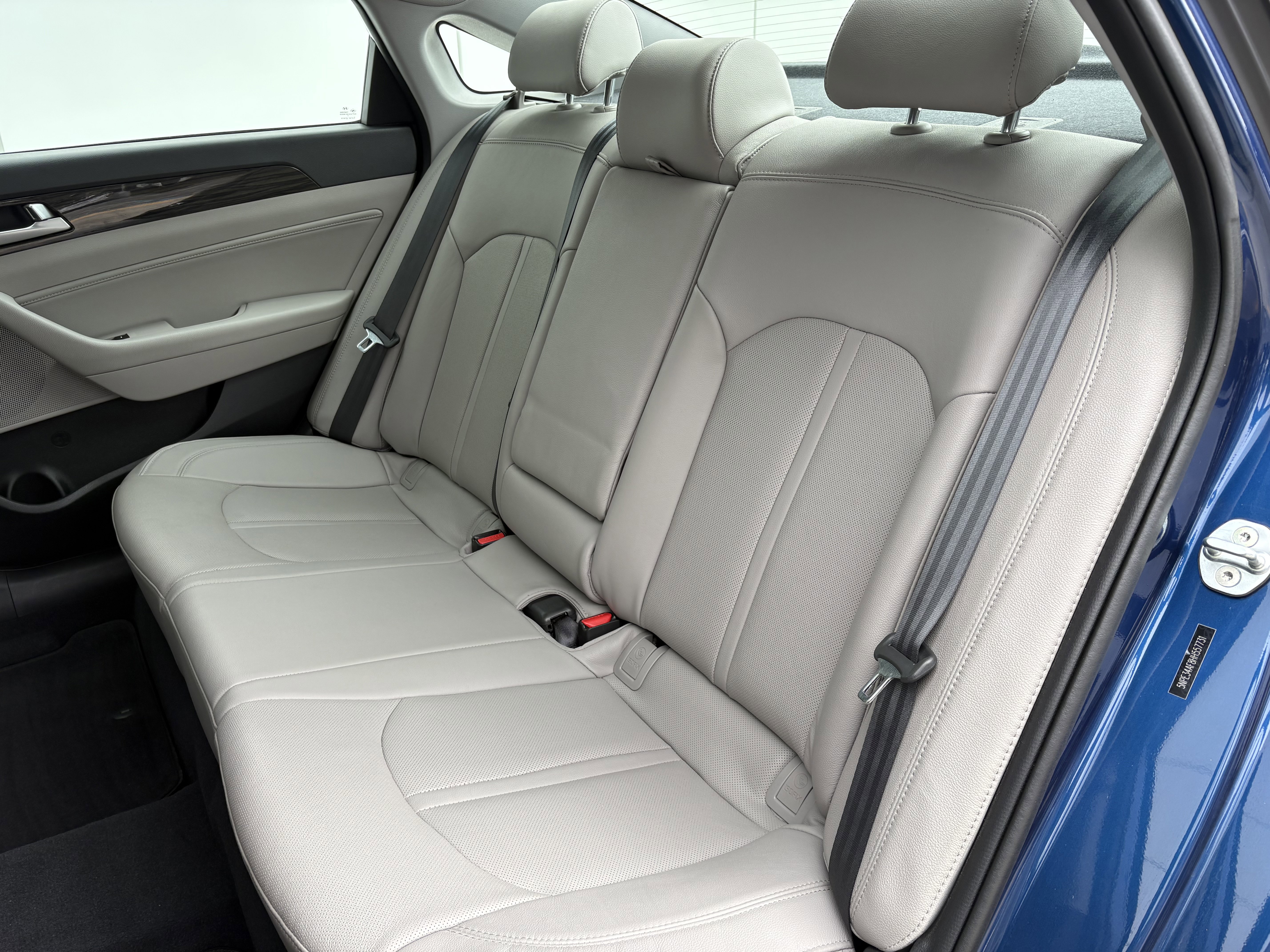 Used 2017 Hyundai Sonata Limited w/ Cargo Package image 11