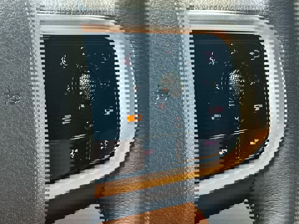 New 2026 Nissan Armada SL w/ Captain's Chari Seat Package image 24