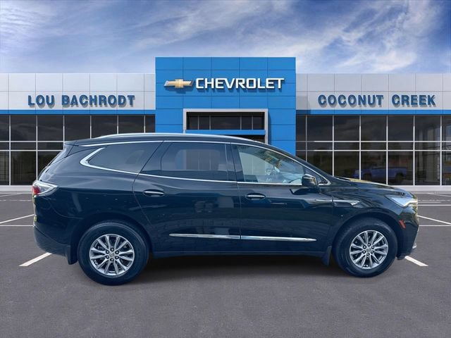 Used 2023 Buick Enclave Essence FWD image 9
