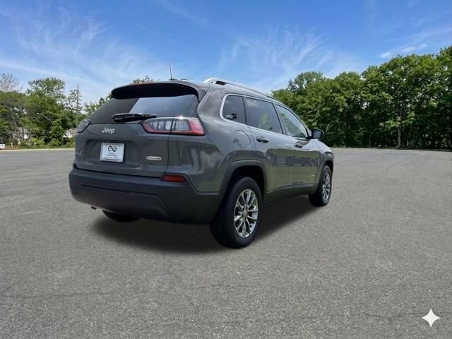 Used 2019 Jeep Cherokee Latitude Plus w/ Cold Weather Group AWD/4WD image 9