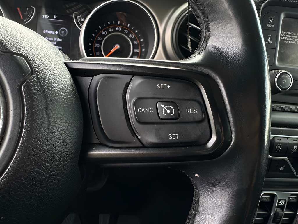 Used 2018 Jeep Wrangler Unlimited Sport S AWD/4WD image 23