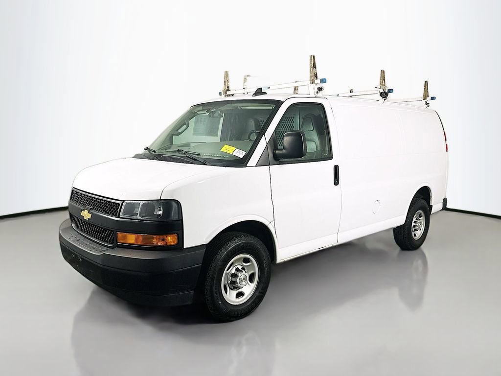 Used 2022 Chevrolet Express 2500 w/ Driver Convenience Package image 3