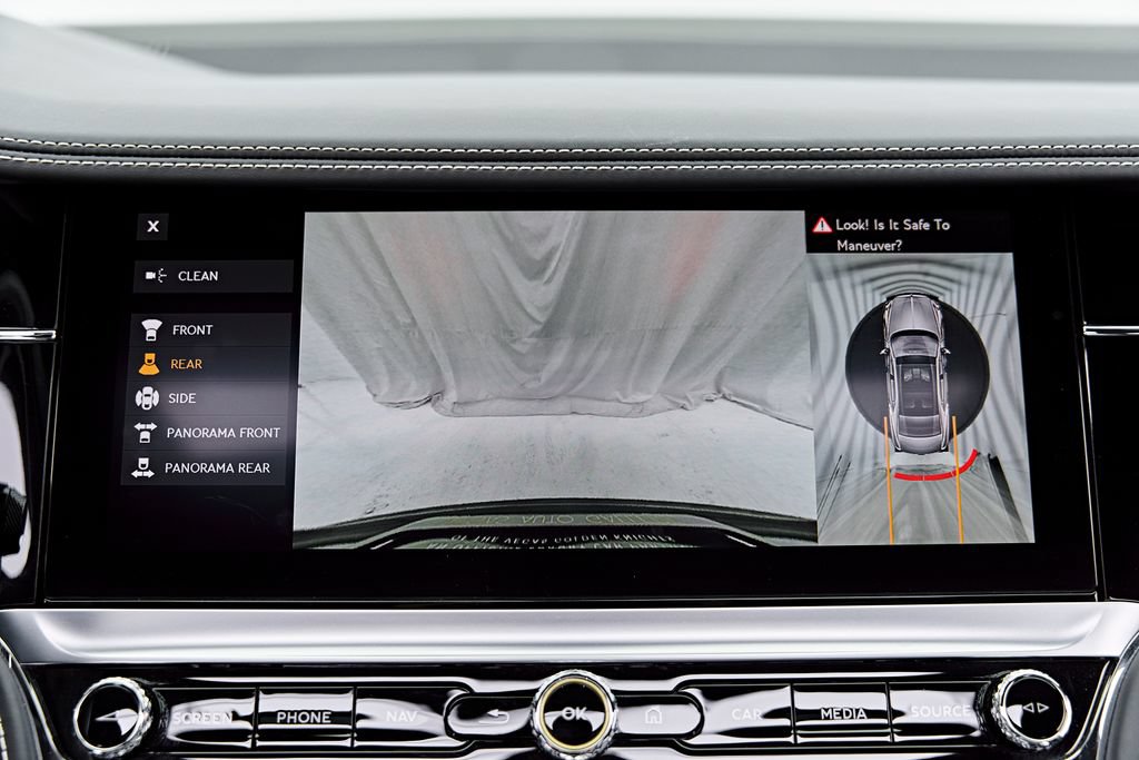 Used 2022 Bentley Flying Spur V8 AWD/4WD image 90