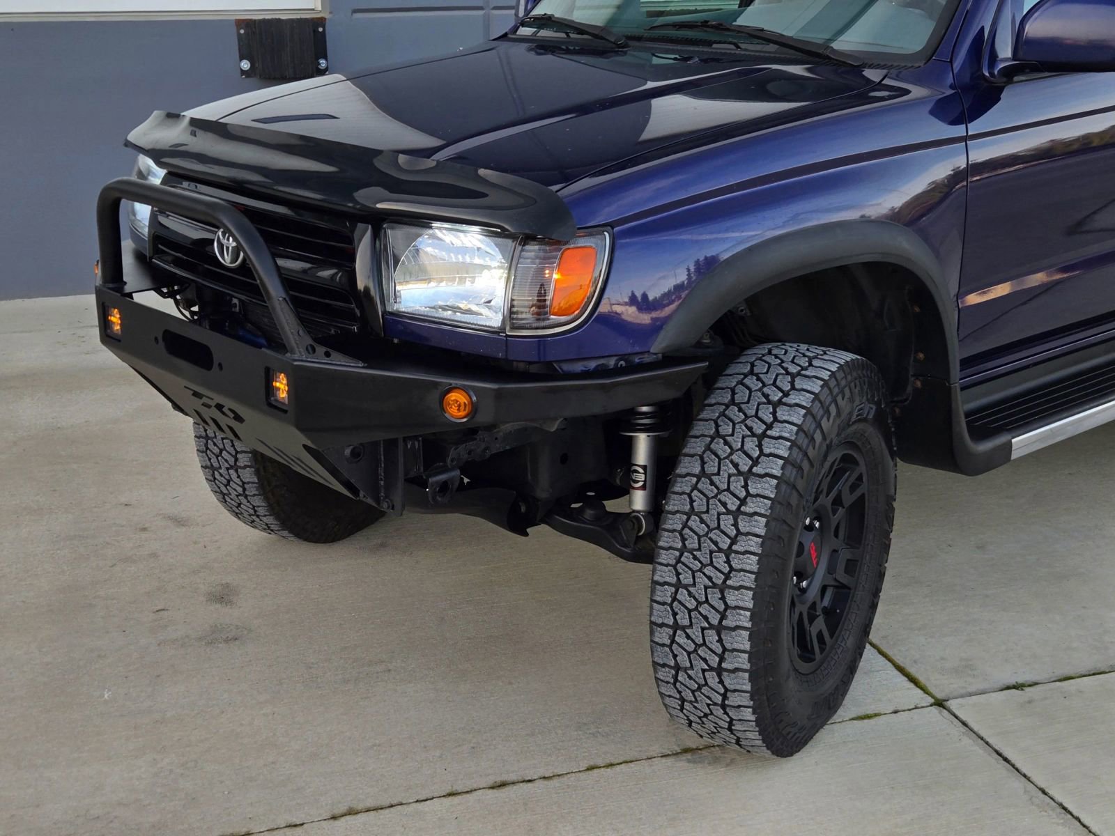Used 2000 Toyota 4Runner SR5 image 35