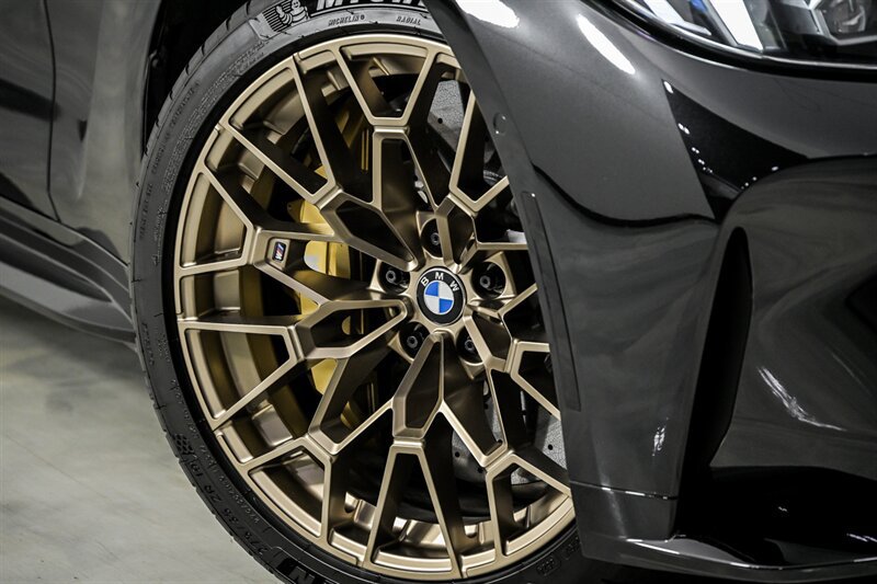 Used 2025 BMW M4 xDrive Competition w/ Carbon Package AWD/4WD image 3