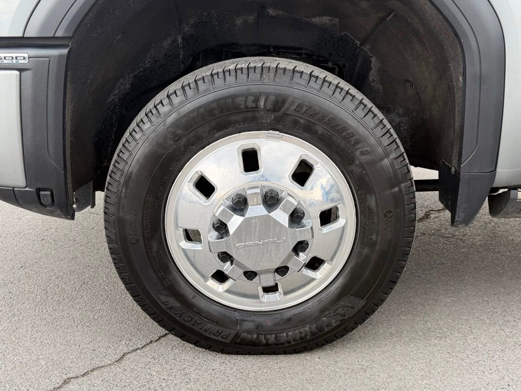 Used 2024 GMC Sierra 3500 Denali w/ Denali Reserve Package AWD/4WD image 16