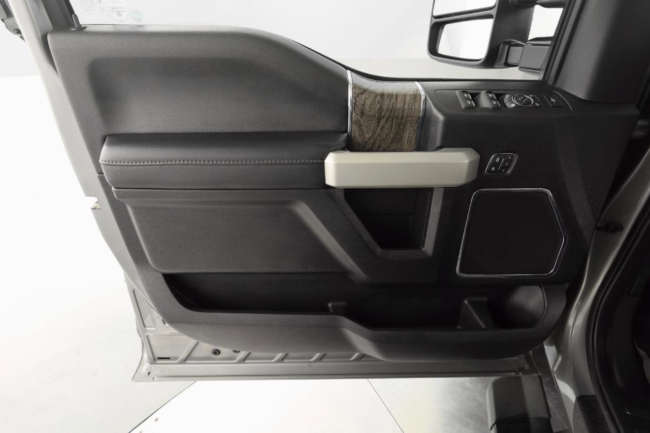 Used 2019 Ford F250 Lariat image 11