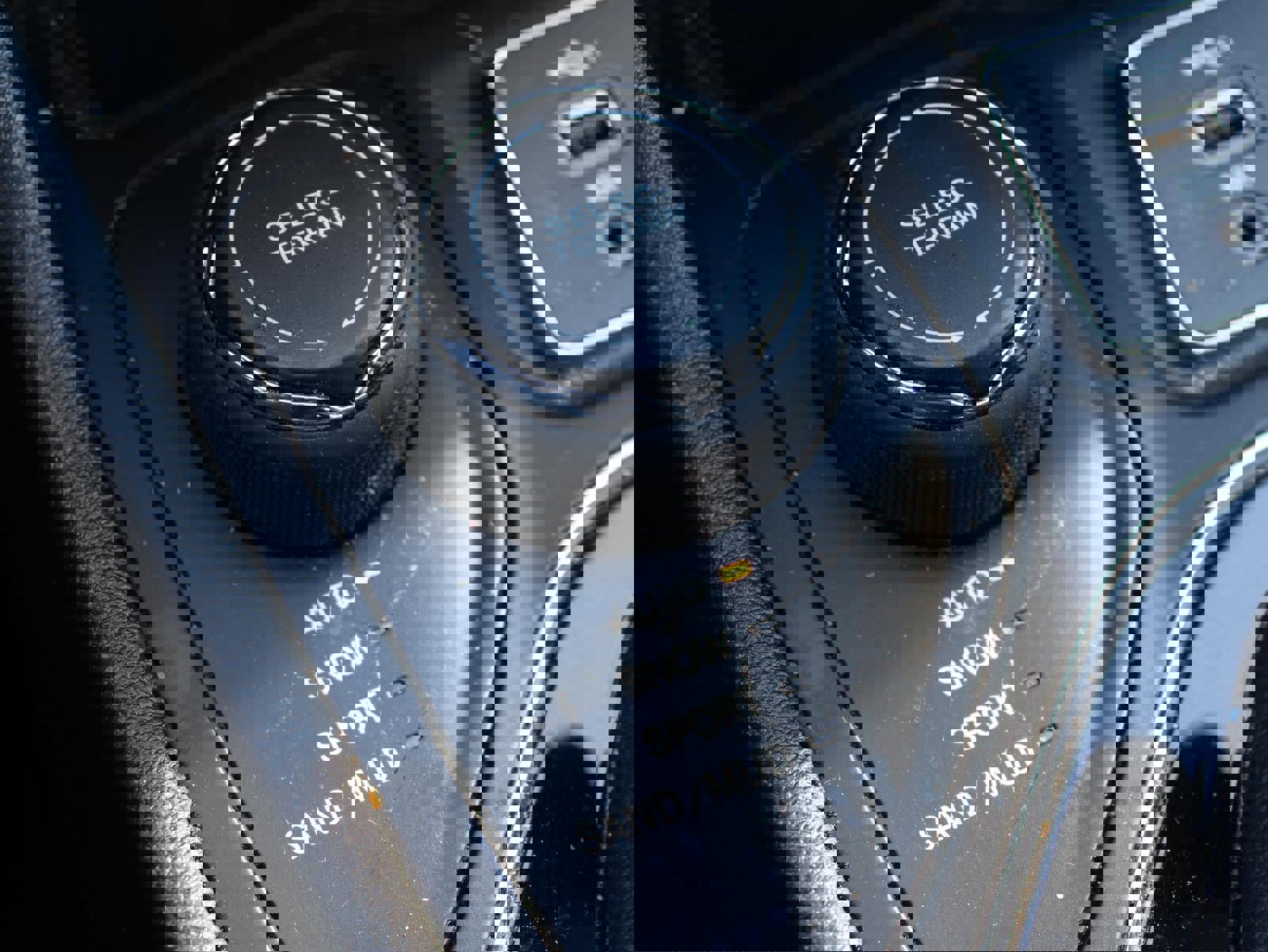 Used 2019 Jeep Cherokee Limited image 16