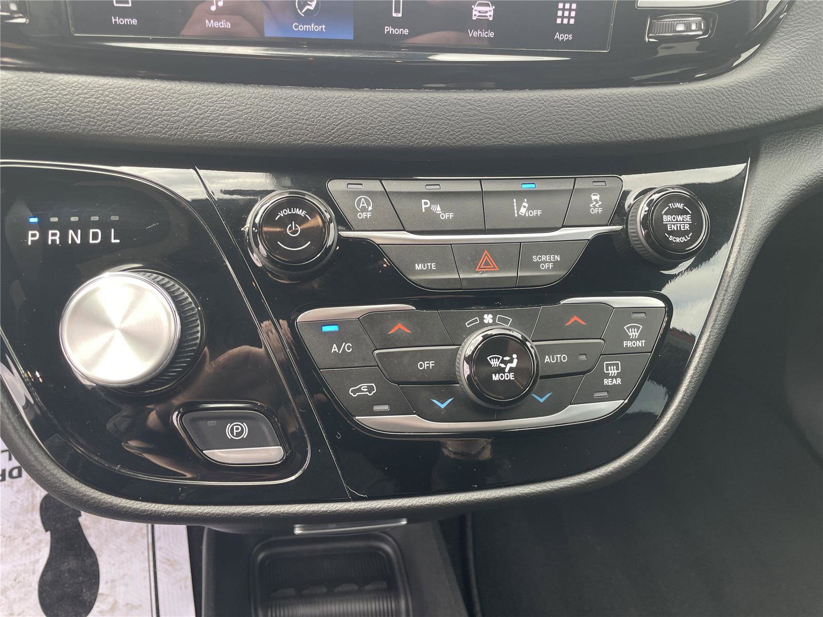 Used 2025 Chrysler Pacifica Select FWD image 22