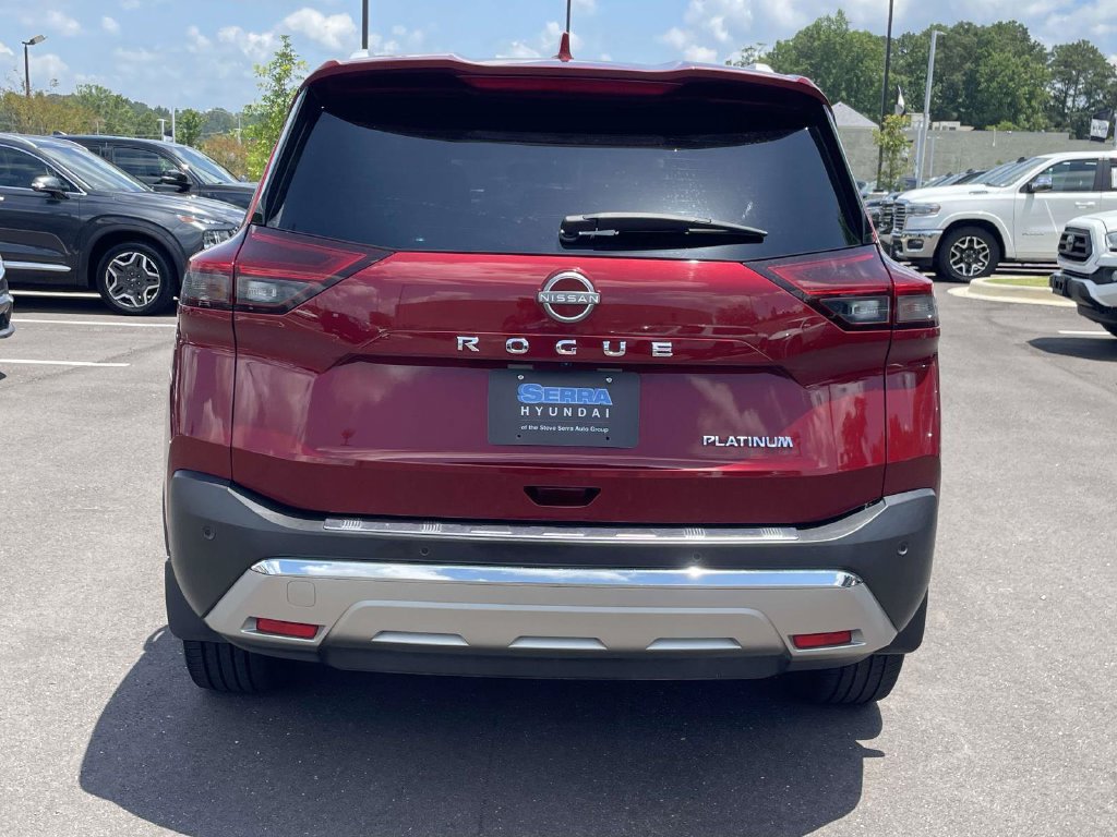 Used 2023 Nissan Rogue Platinum FWD image 4