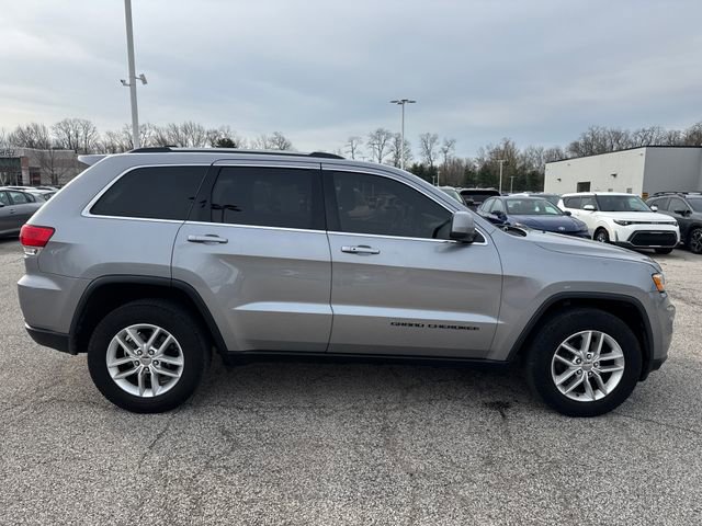 Used 2017 Jeep Grand Cherokee Laredo w/ Quick Order Package 23E AWD/4WD image 12