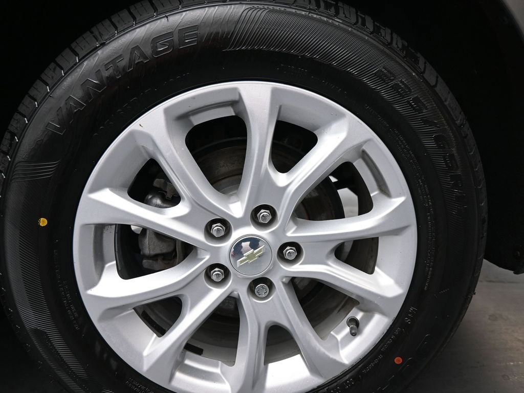 Used 2018 Chevrolet Equinox LT image 14