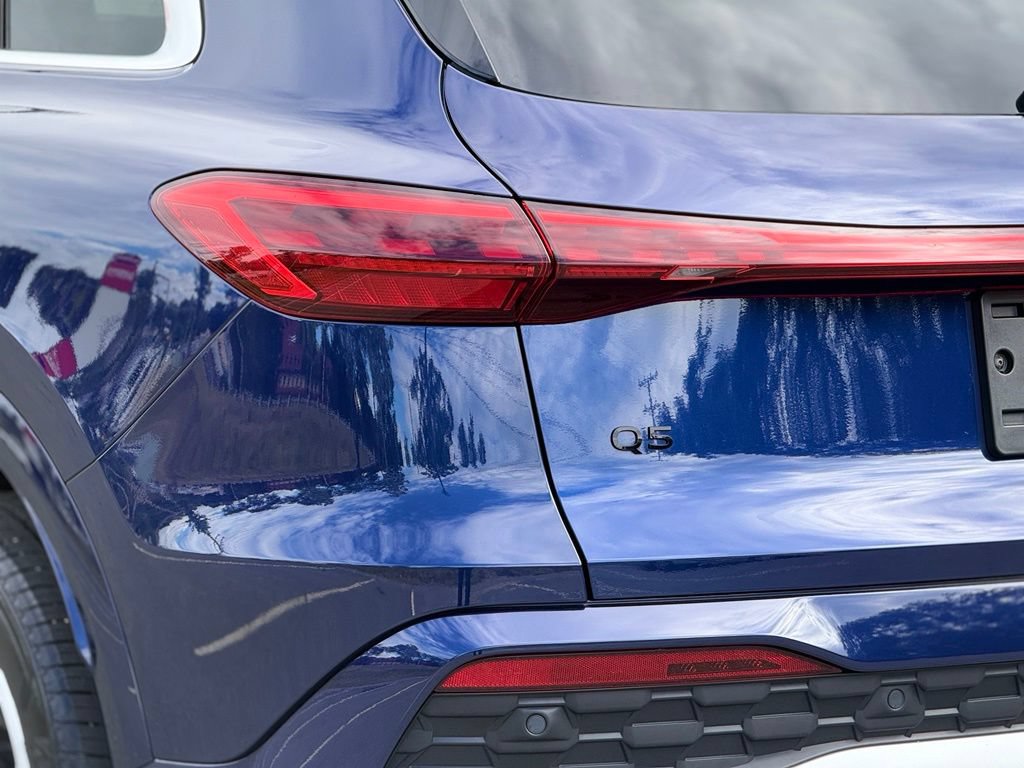 Used 2025 Audi Q5 Premium w/ Convenience Package AWD/4WD image 5