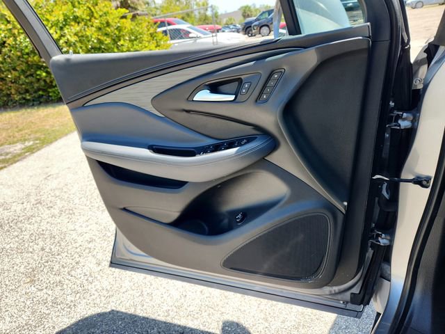 Used 2020 Buick Envision Essence FWD image 19