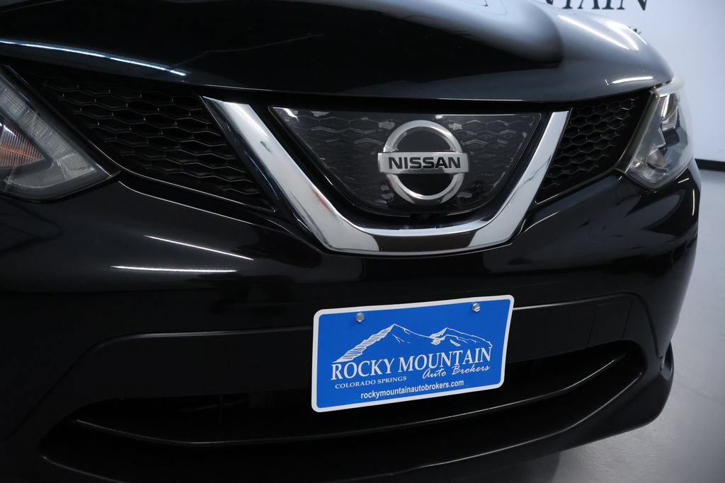 Used 2018 Nissan Rogue Sport SL w/ SL Premium Package AWD/4WD image 9