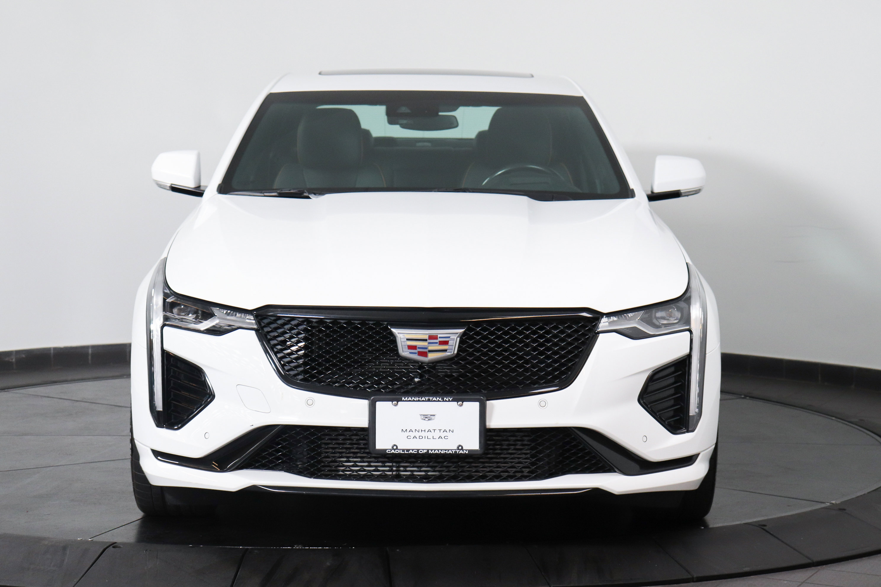 Used 2022 Cadillac CT4 V w/ Navigation Package image 8