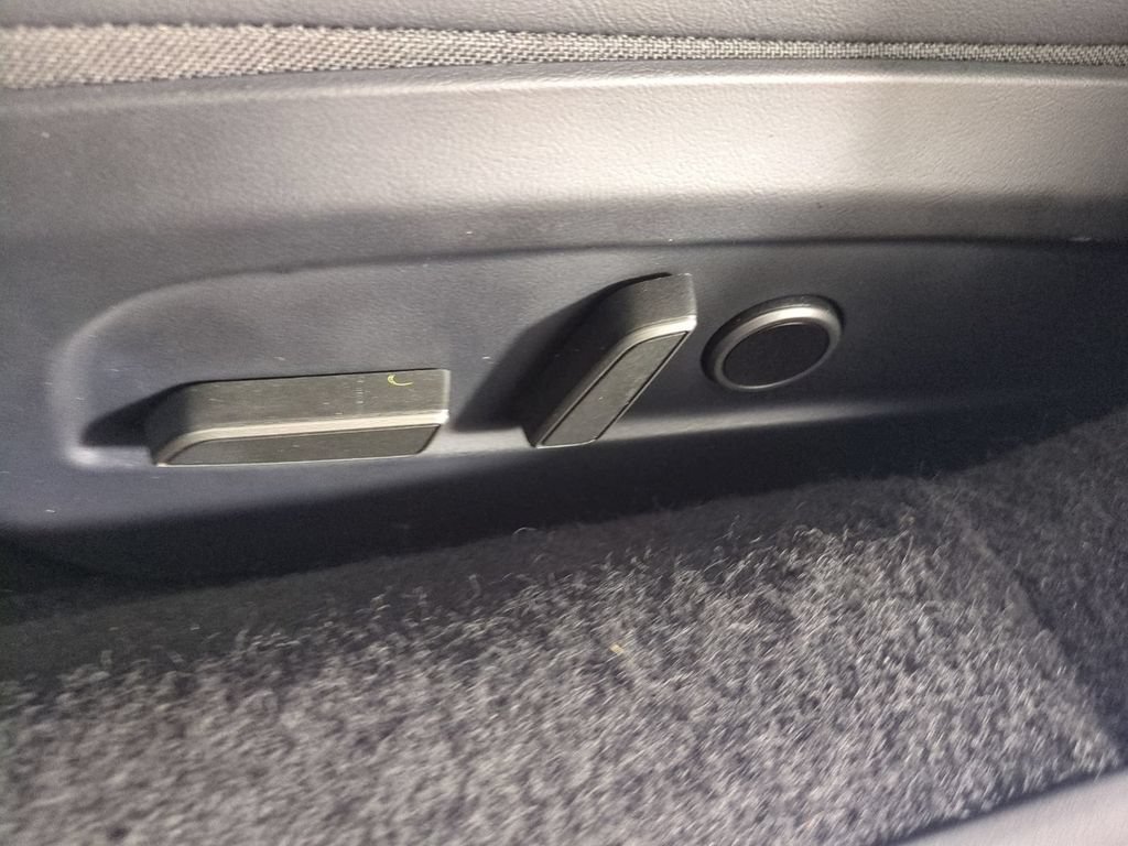 Used 2025 Tesla Model 3 Long Range RWD image 24