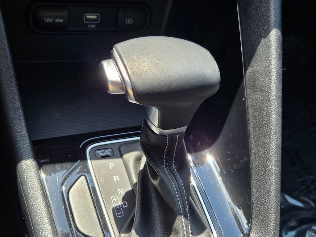 Certified 2022 Kia Niro LXS image 30