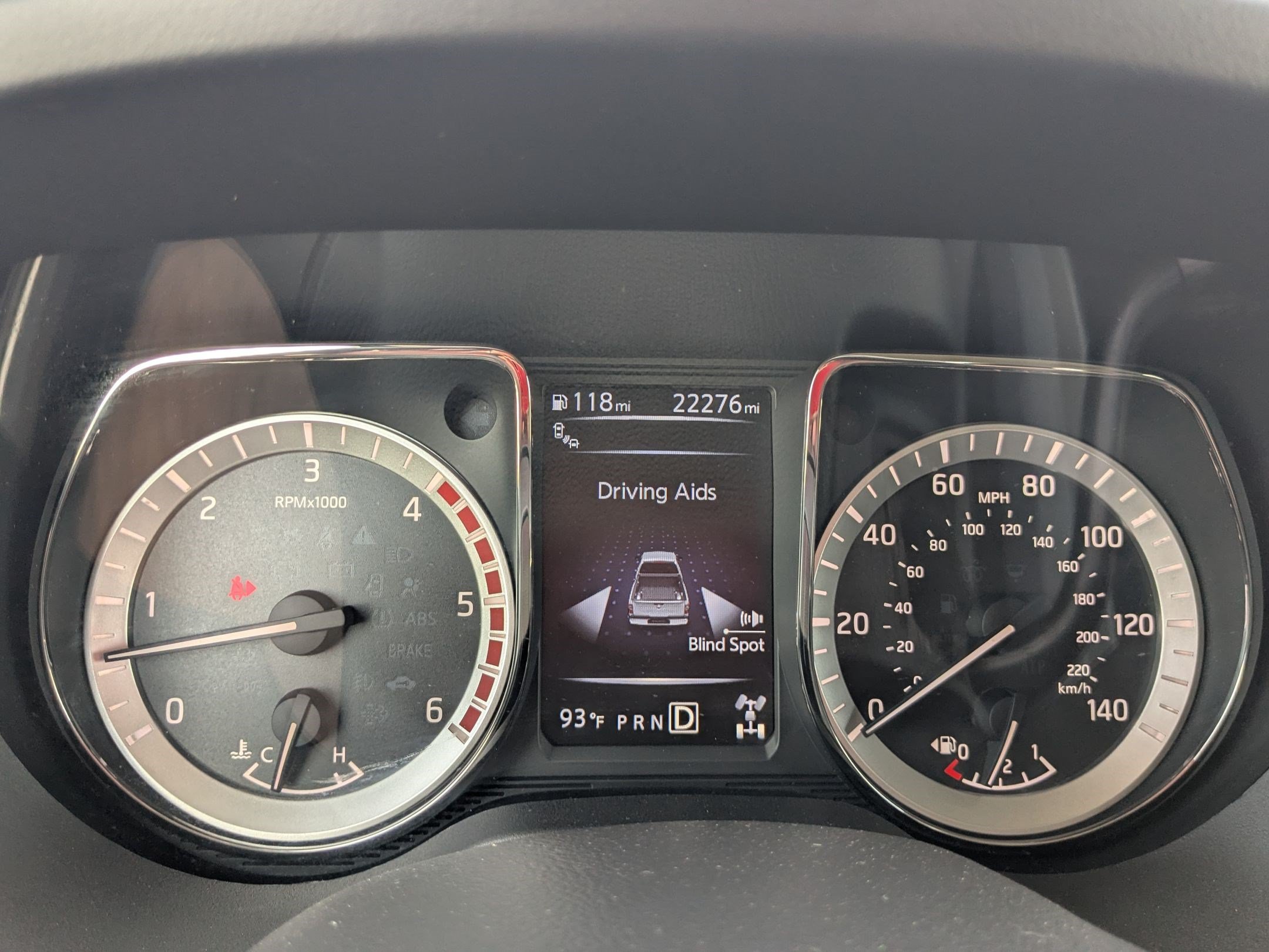Used 2017 Nissan Titan SL AWD/4WD image 18