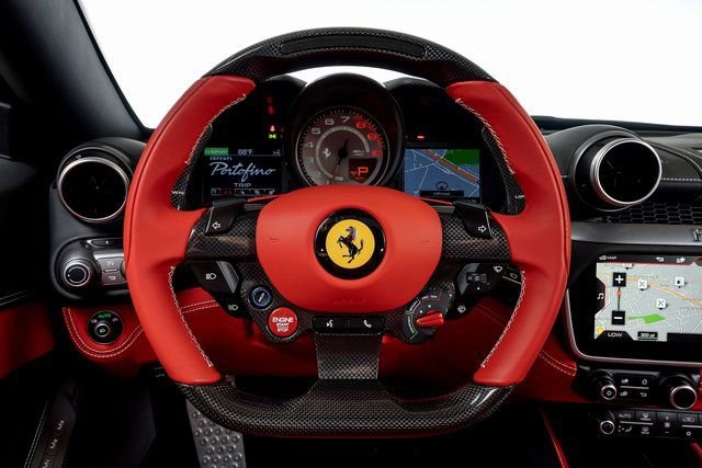 Certified 2019 Ferrari Portofino image 6