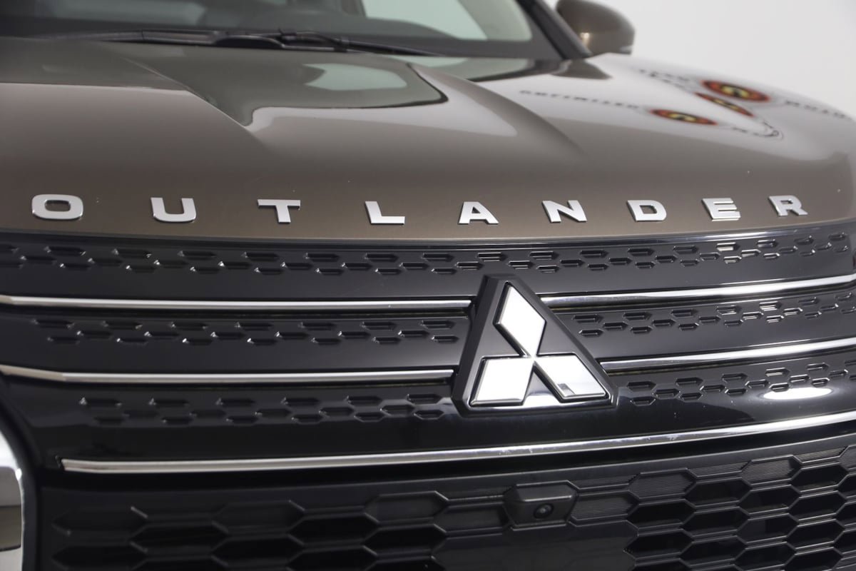 Used 2022 Mitsubishi Outlander SEL AWD/4WD image 16