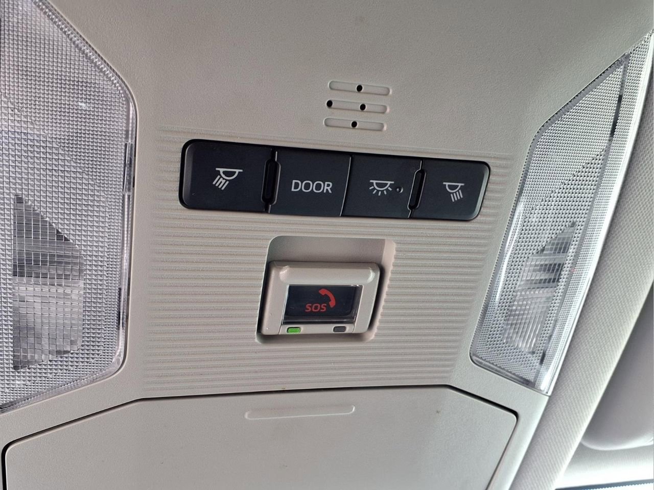 Used 2023 Toyota RAV4 LE image 22