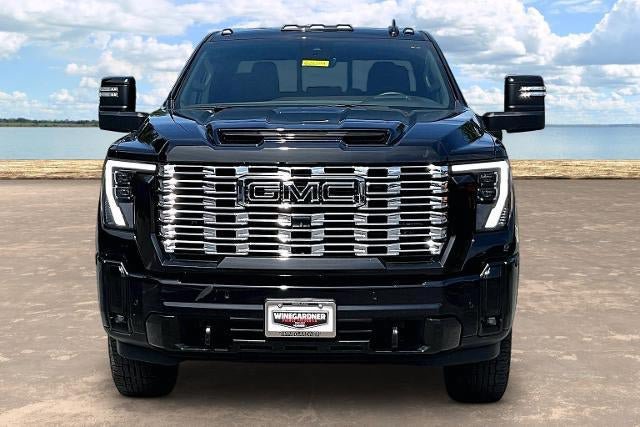 Used 2024 GMC Sierra 3500 Denali w/ Denali Reserve Package AWD/4WD image 2