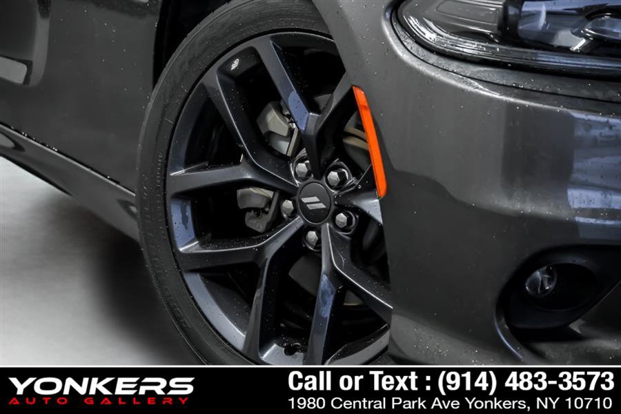 Used 2021 Dodge Charger R/T w/ Blacktop Package image 17