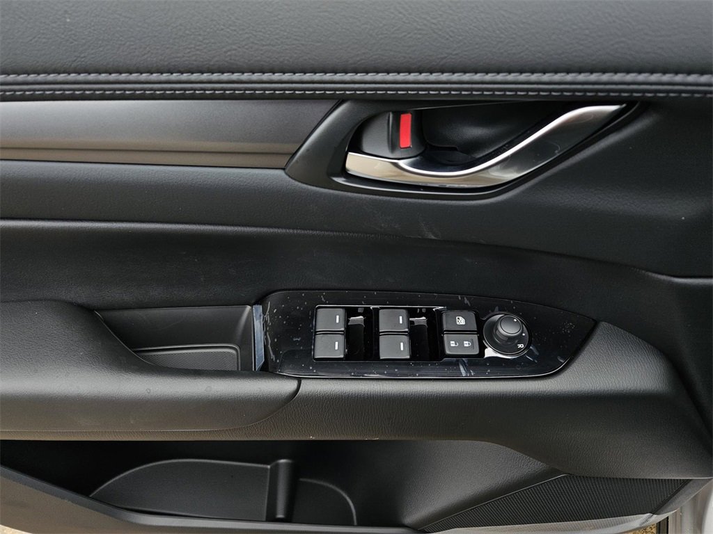 New 2025 MAZDA CX-5 AWD 2.5 S w/ Select Package image 13