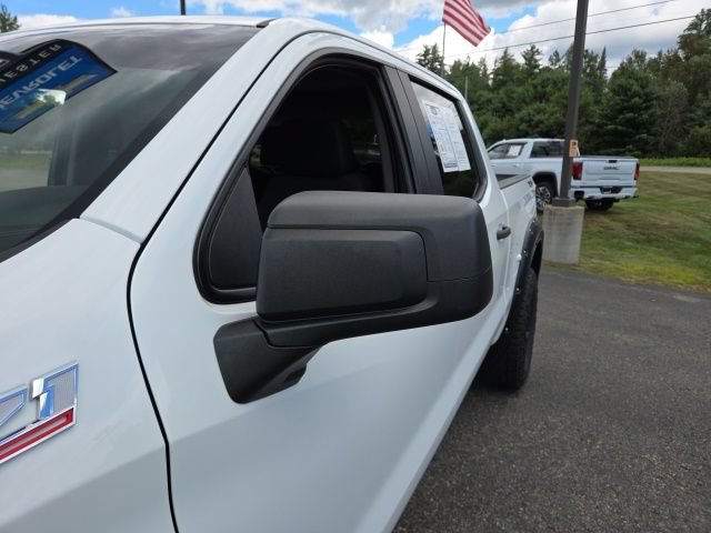 Used 2019 Chevrolet Silverado 1500 Custom Trail Boss w/ Custom Convenience Package AWD/4WD image 37
