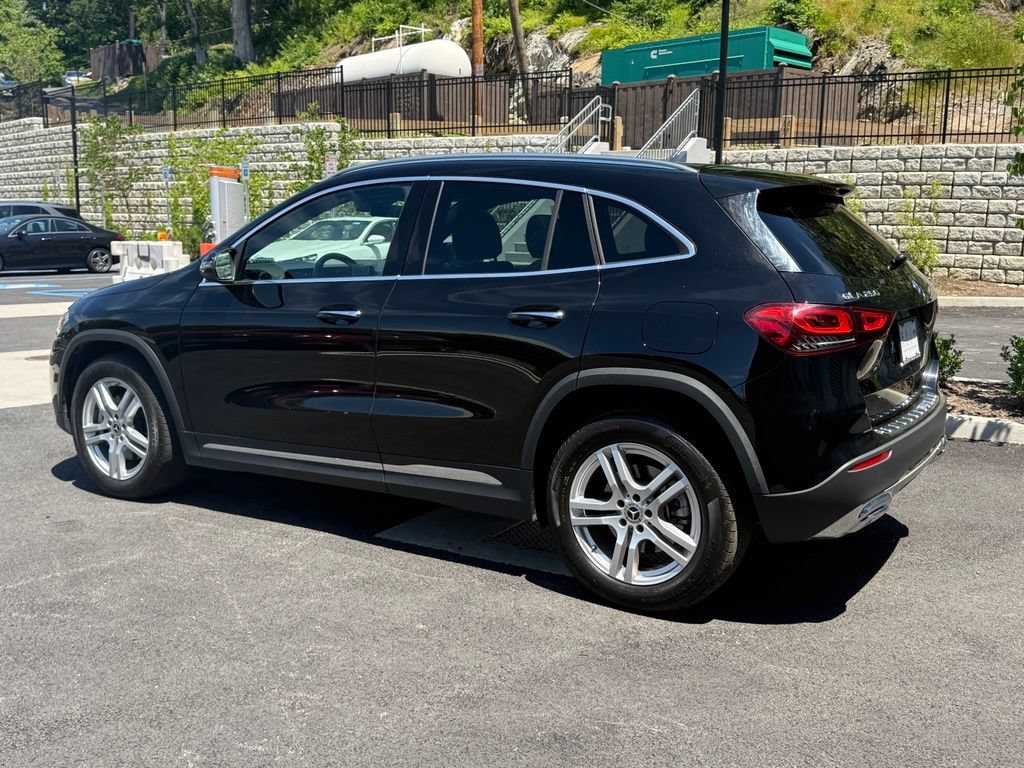 Used 2023 Mercedes-Benz GLA 250 4MATIC image 5
