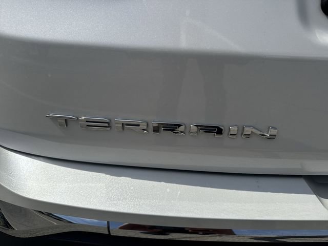Used 2023 GMC Terrain SLT w/ Tech Package image 31