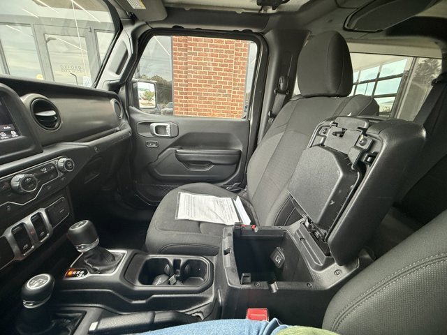 Used 2020 Jeep Wrangler Sport AWD/4WD image 24