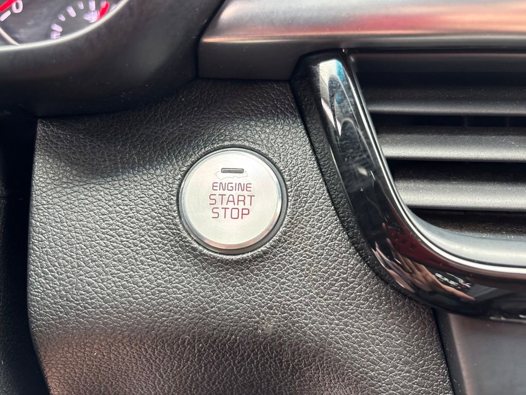 Used 2018 Kia Optima SX FWD image 25
