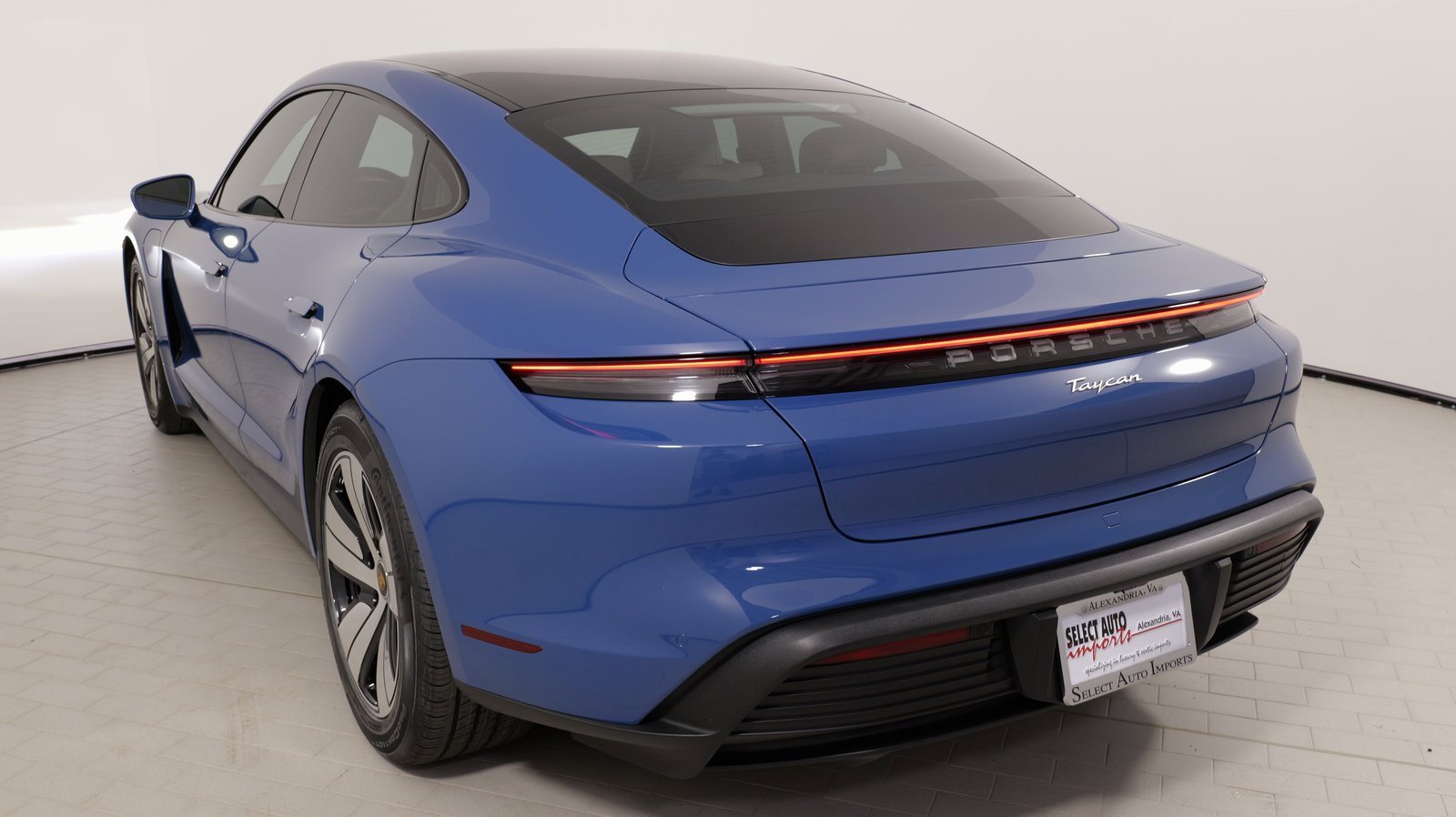 Used 2023 Porsche Taycan image 80