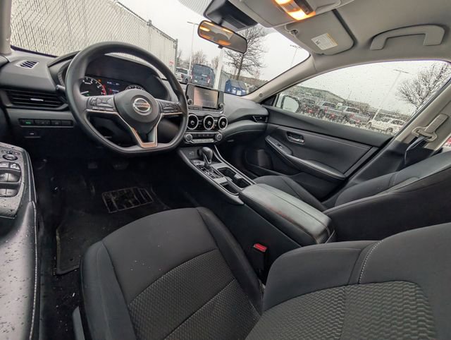 Used 2022 Nissan Sentra S image 5