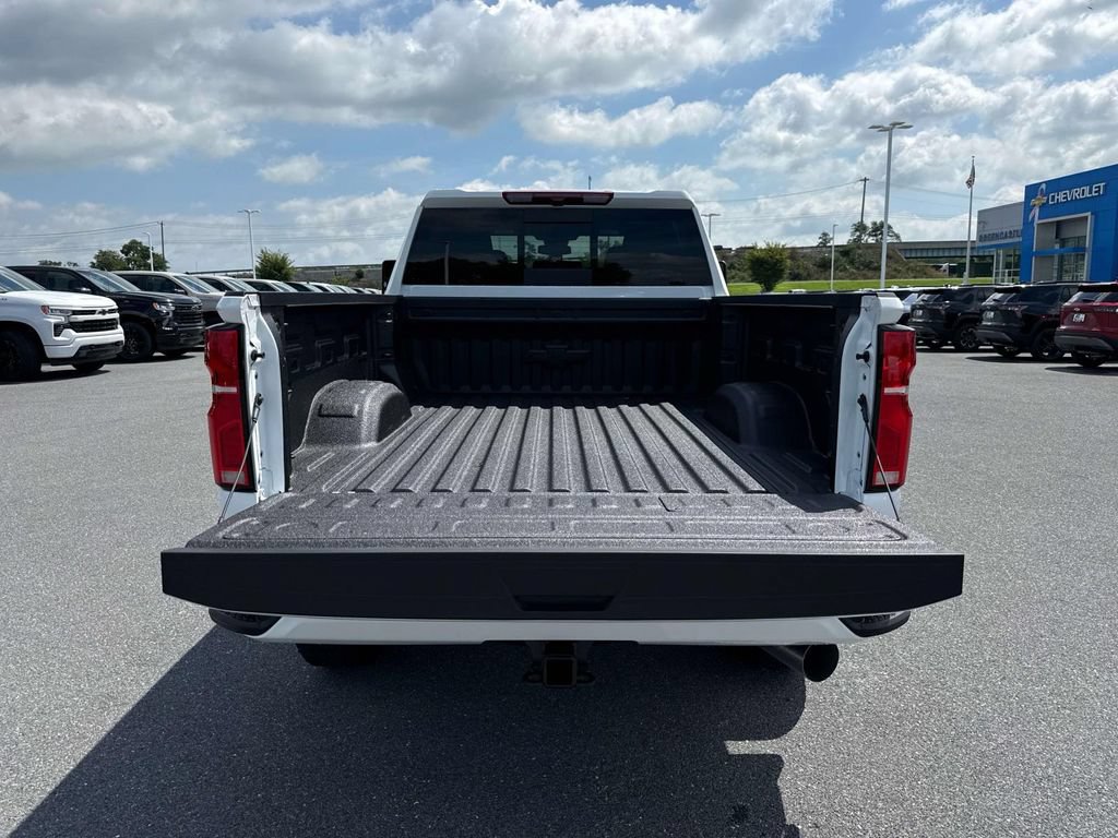 New 2026 Chevrolet Silverado 3500 LT w/ Z71 Chrome Sport Edition AWD/4WD image 11