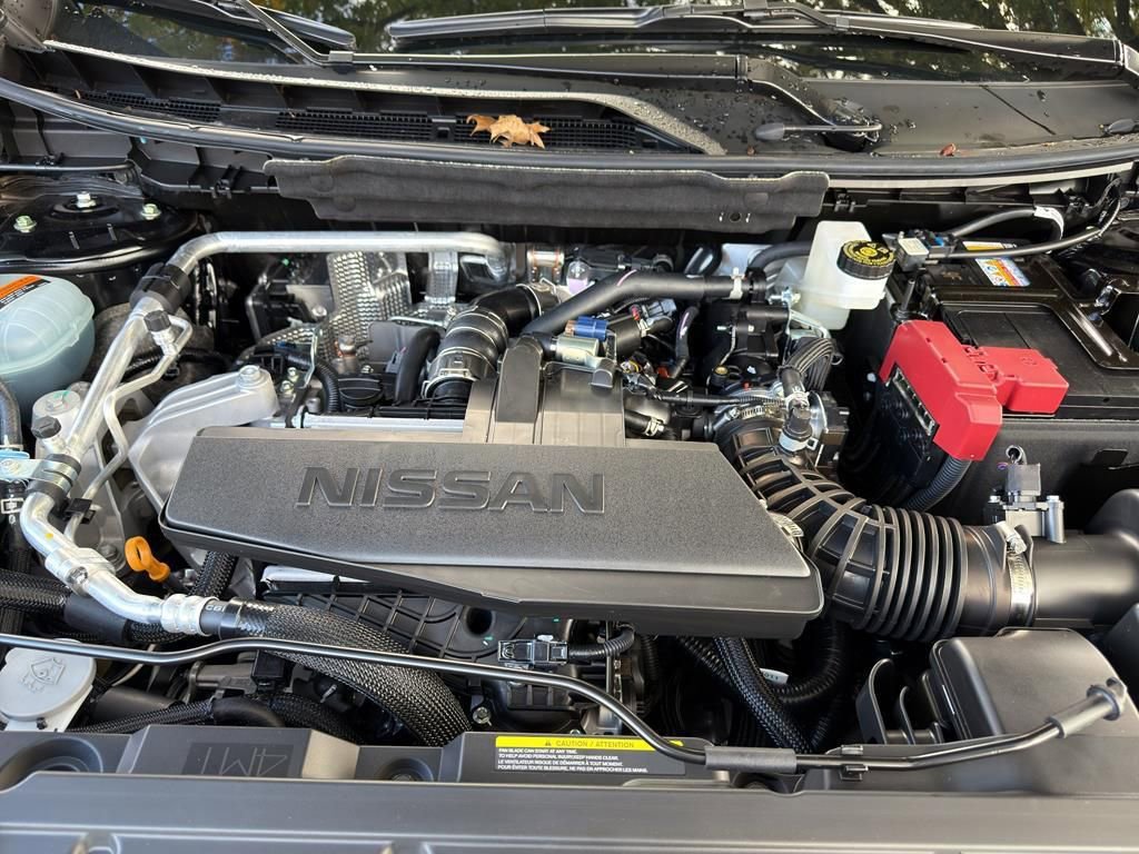 New 2026 Nissan Rogue Platinum image 11
