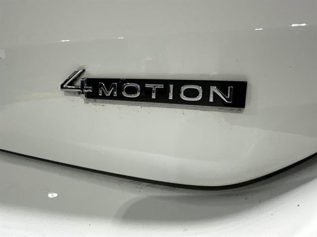 Certified 2022 Volkswagen Taos SE image 13