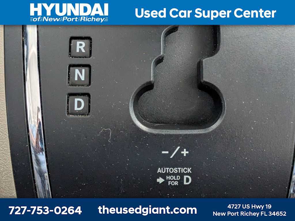 Used 2016 Jeep Patriot Latitude FWD image 27