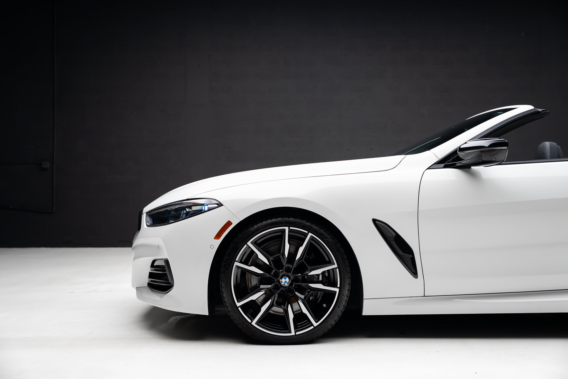 Used 2023 BMW M850i xDrive Convertible AWD/4WD image 21