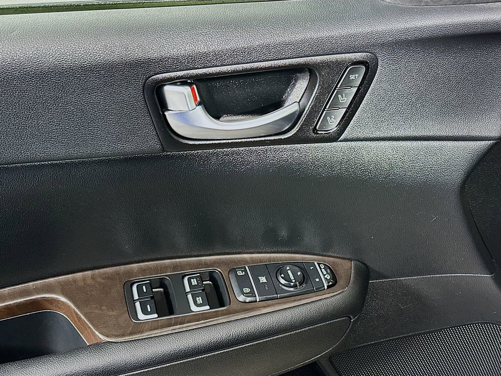 Used 2016 Kia Optima EX w/ Premium Package image 25