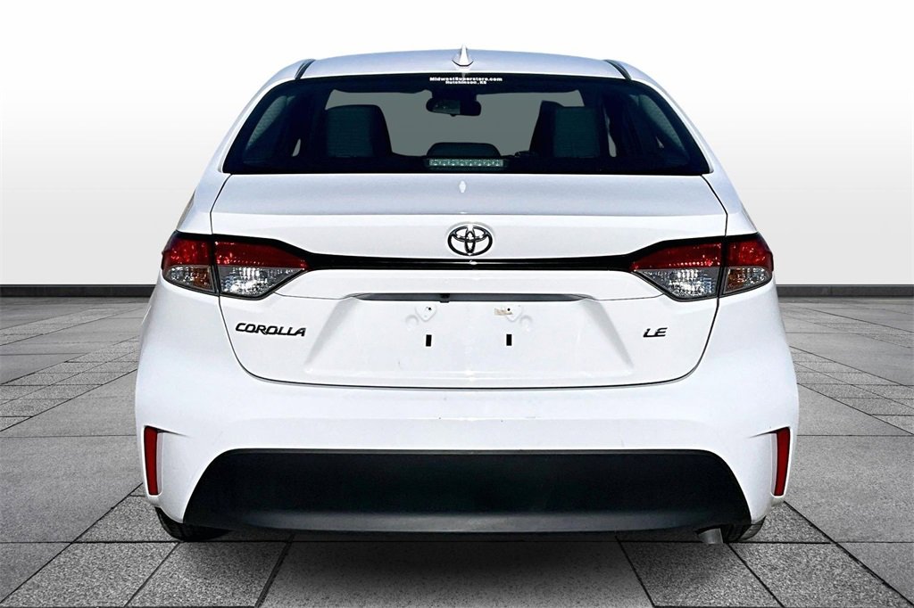 Used 2024 Toyota Corolla LE image 4